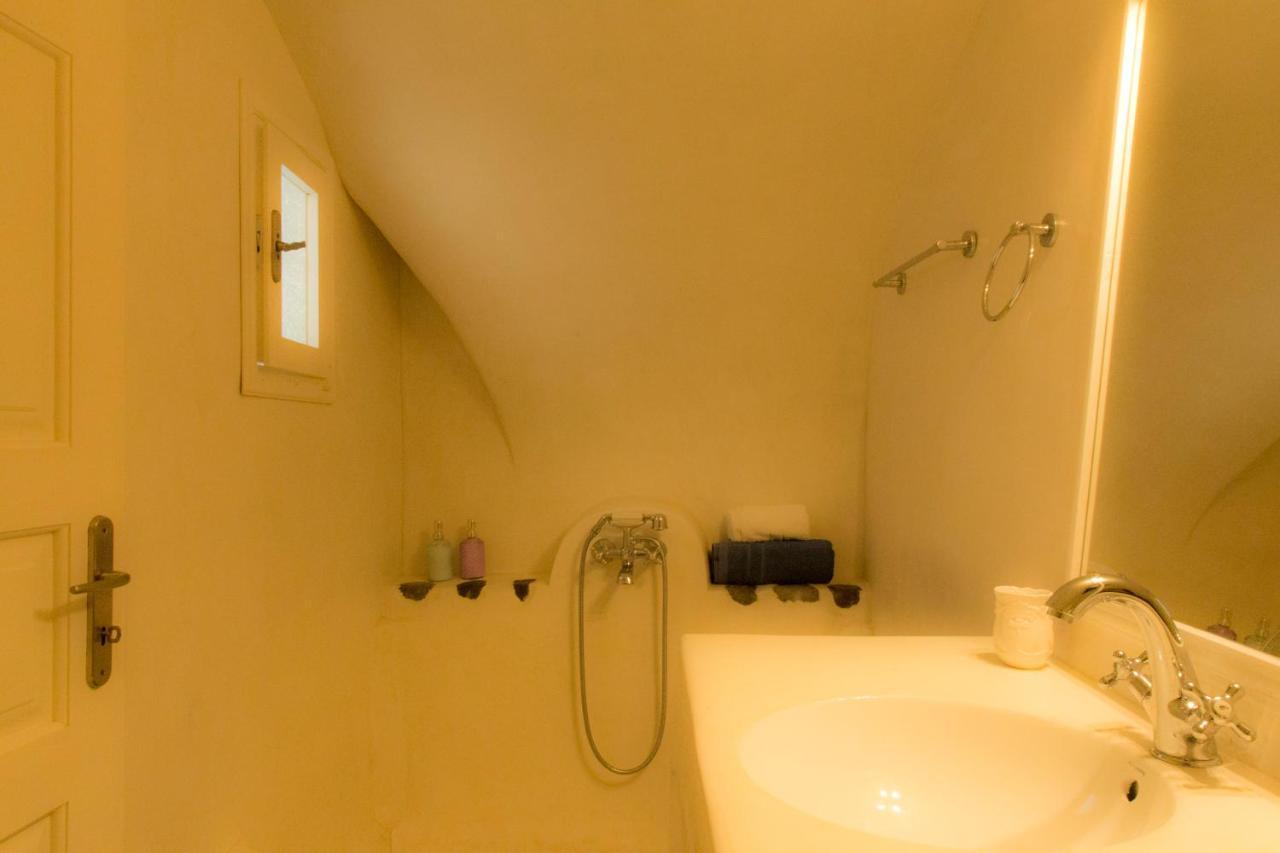 Linos Suites Emporio  Luaran gambar